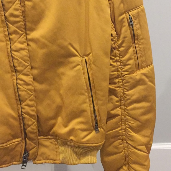 Bomber Jacket - Picture 5 of 9